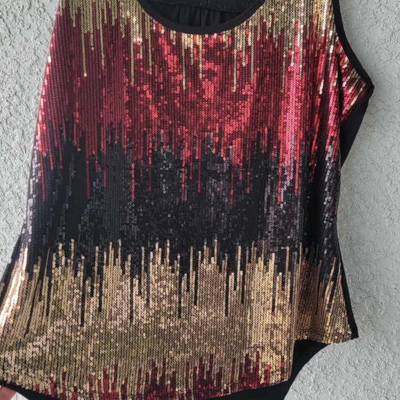 Bisou Bisou Sequin Sleeveless Top - Red and Gold - Picture 2 of 5